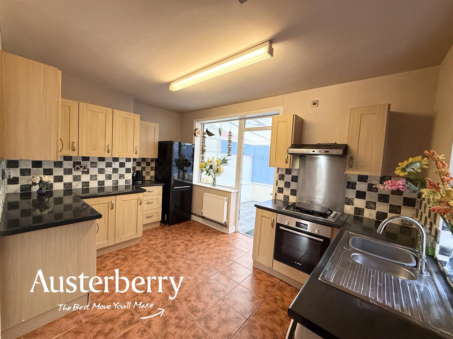 2 bed property in Belgrave Crescent, Stoke-On-Trent